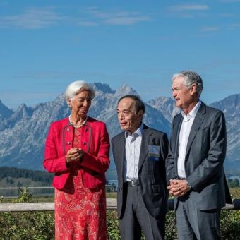Christine Lagarde, presidenta del BCE, Kazuo Ueda gobernador-del-Banco de Japón y Jerome Powell