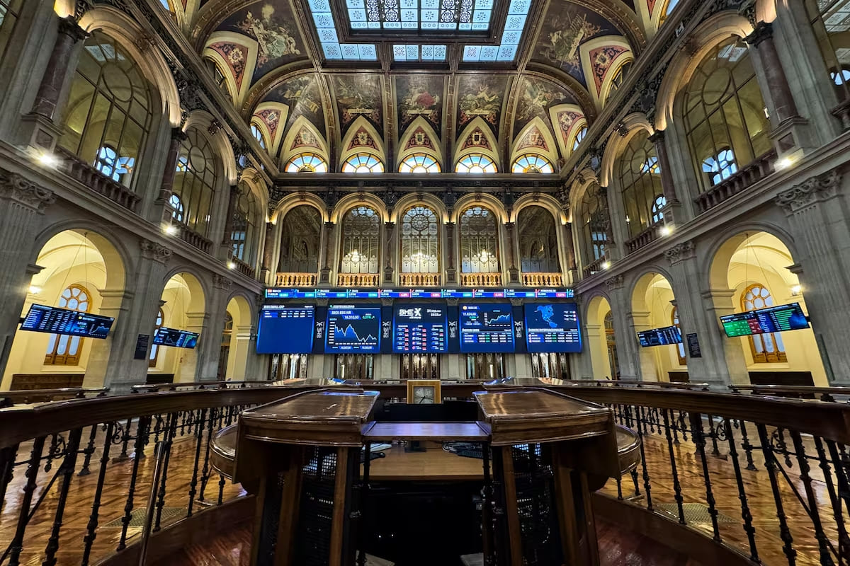 Interior-de-la-Bolsa-de-Madrid